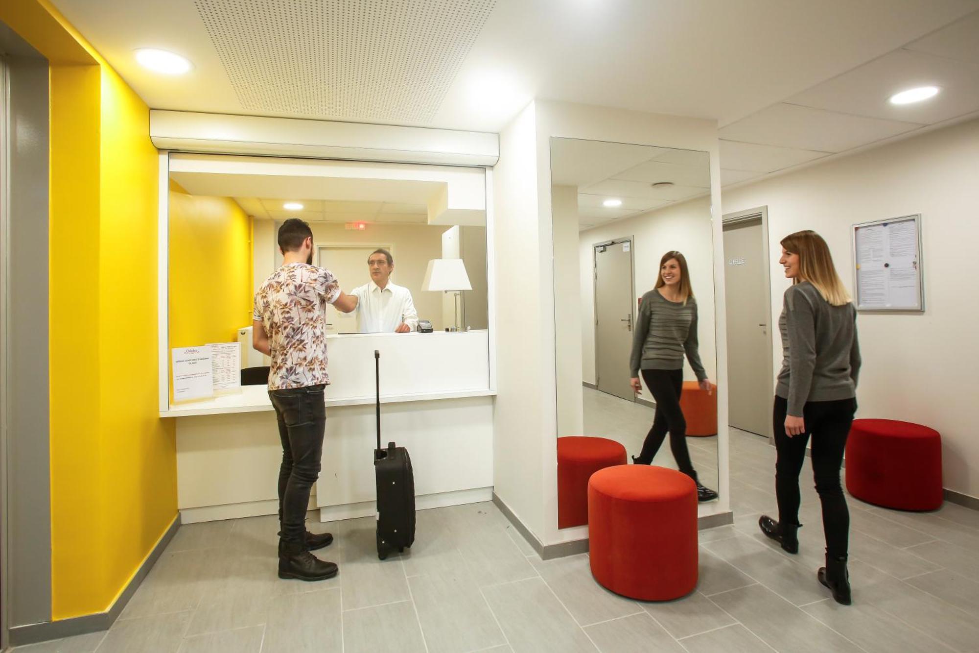 Appart Hotel Odalys City Metz Manufacture Экстерьер фото